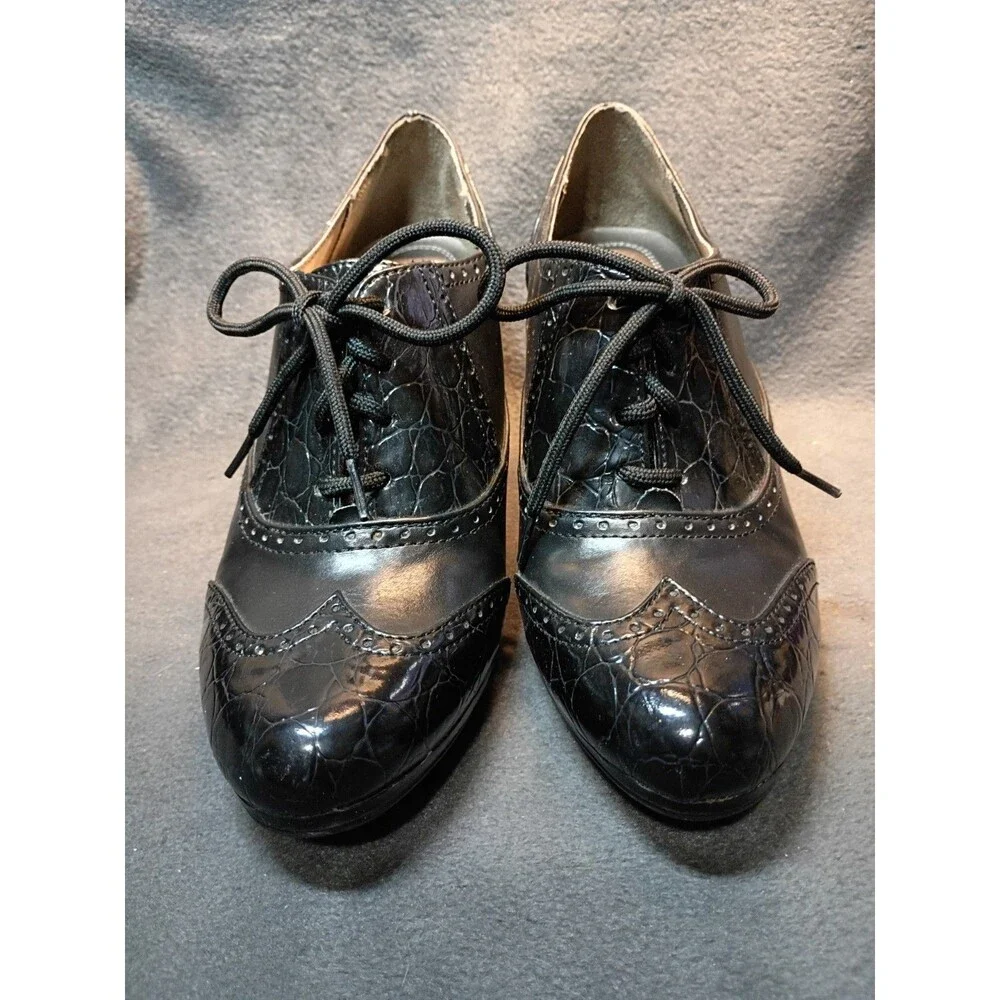 Witchy Dark Academia Oxford Heels Black Brogue Lace Up Naturalizer 7.5